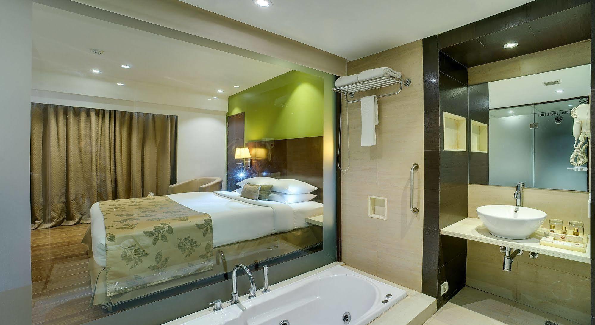 Ramee Grand And Spa, Pune